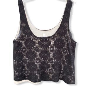 Final Touch Cropped‎ Tank Top